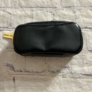 BOBBI BROWN MINI TRAVEL LOGO BLACK ZIPPERED COSMETIC CASE/BAG